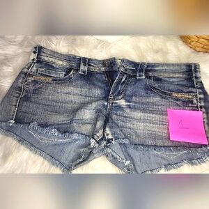 (#1)Girl's jean cut-off shorts